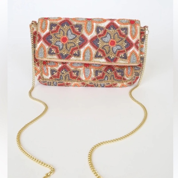 Lulus Style that Stuns Beaded Clutch with chain strap option - Picture 1 of 10